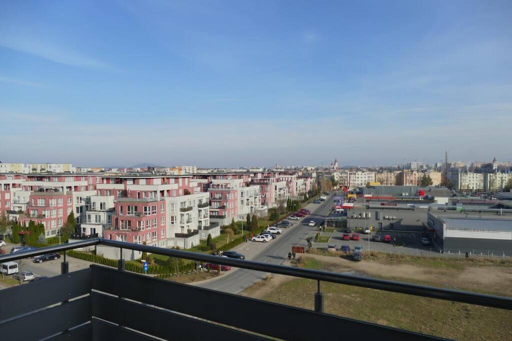 Apartament In Cartier Avantgarden Cu Semineu! Brasov Ngoại thất bức ảnh